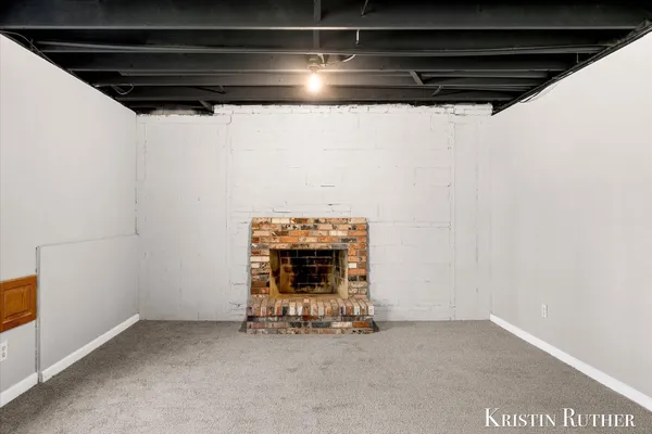 $444,900 | 9155 J Avenue Southwest, Byron Center, MI 49315