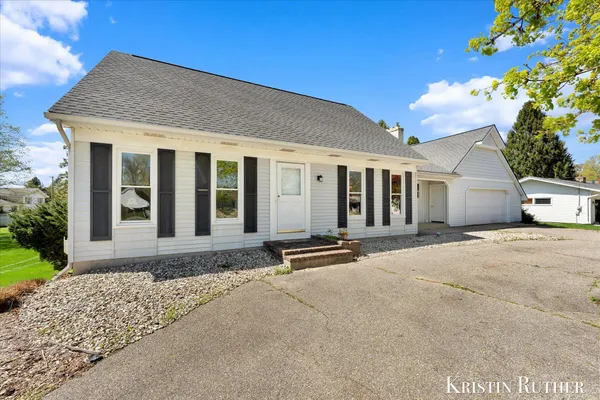 $444,900 | 9155 J Avenue Southwest, Byron Center, MI 49315