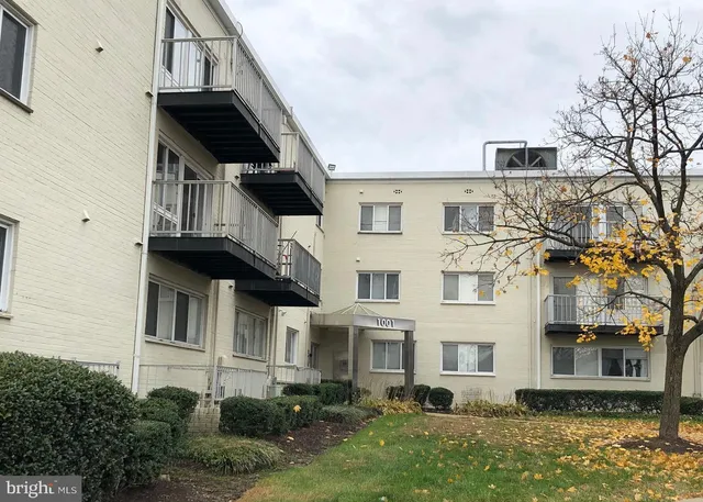 $84,900 | 1001 Chillum Road, Unit 312, Hyattsville, MD 20782