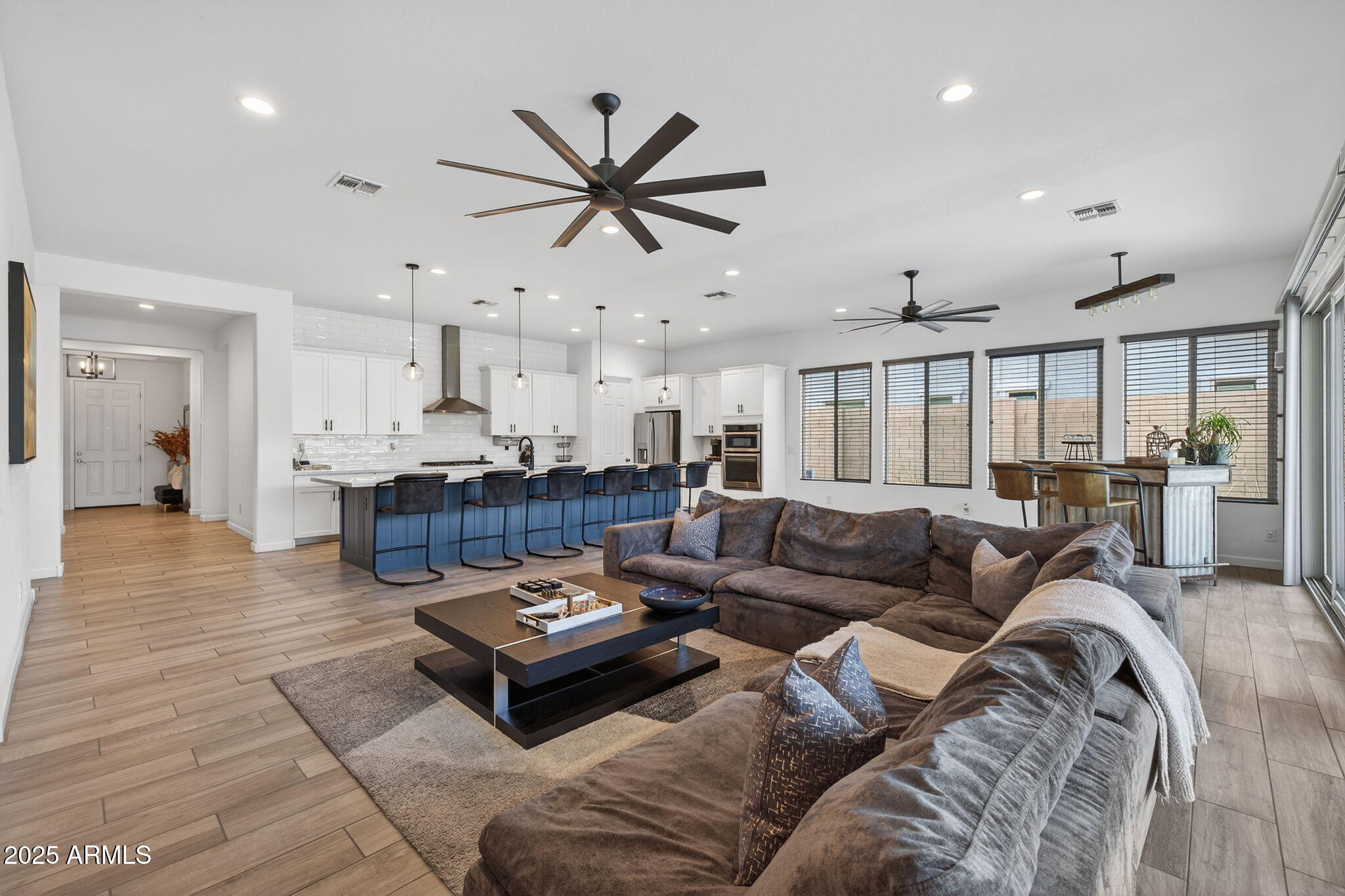 2858 East Spring Wheat Lane Gilbert, AZ 85296 - Photo 7 of 48 8-web-or-mls-2858 E Spring Wheat Ct, Gil