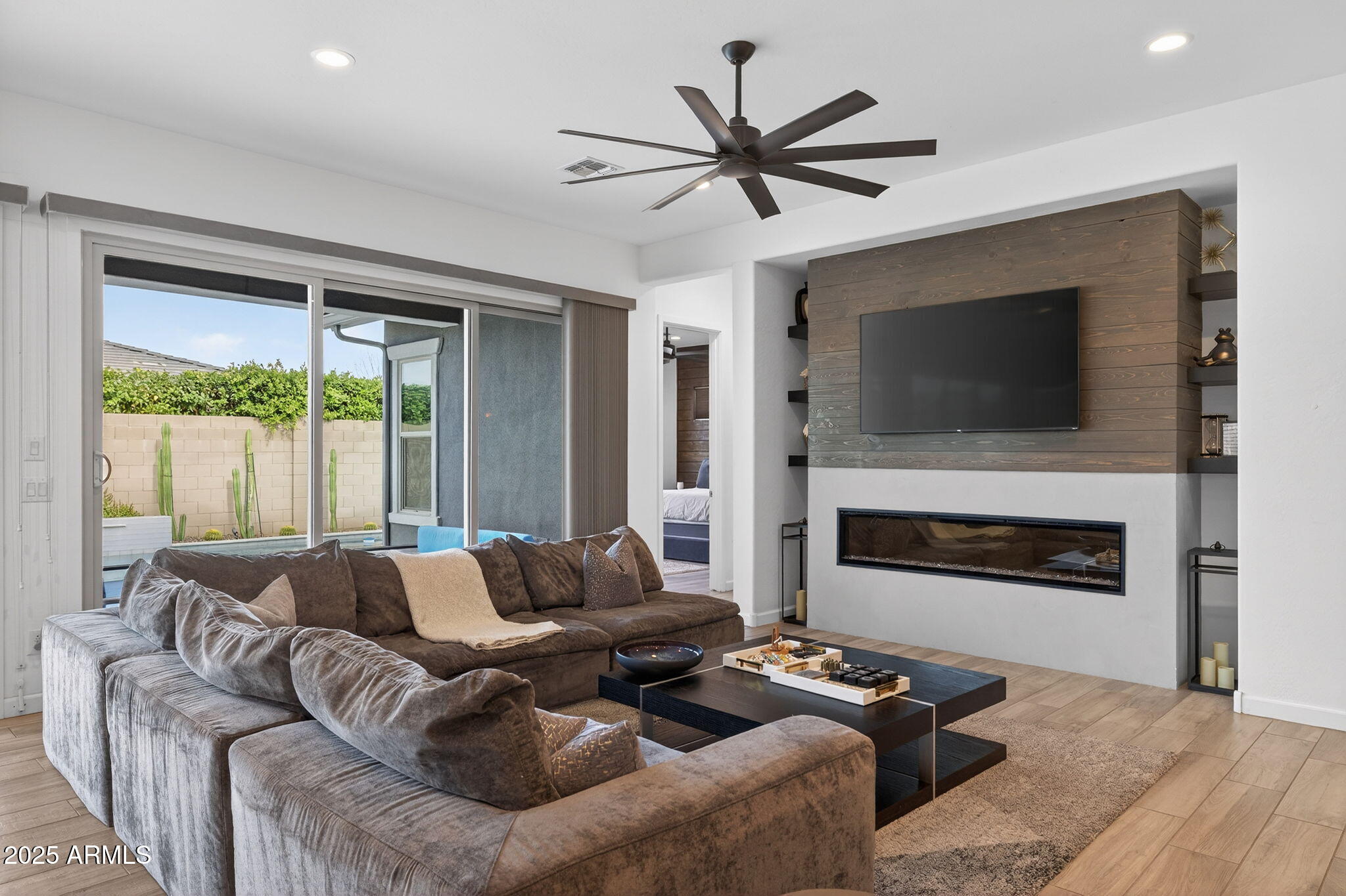 2858 East Spring Wheat Lane Gilbert, AZ 85296 - Photo 8 of 48 9-web-or-mls-2858 E Spring Wheat Ct, Gil