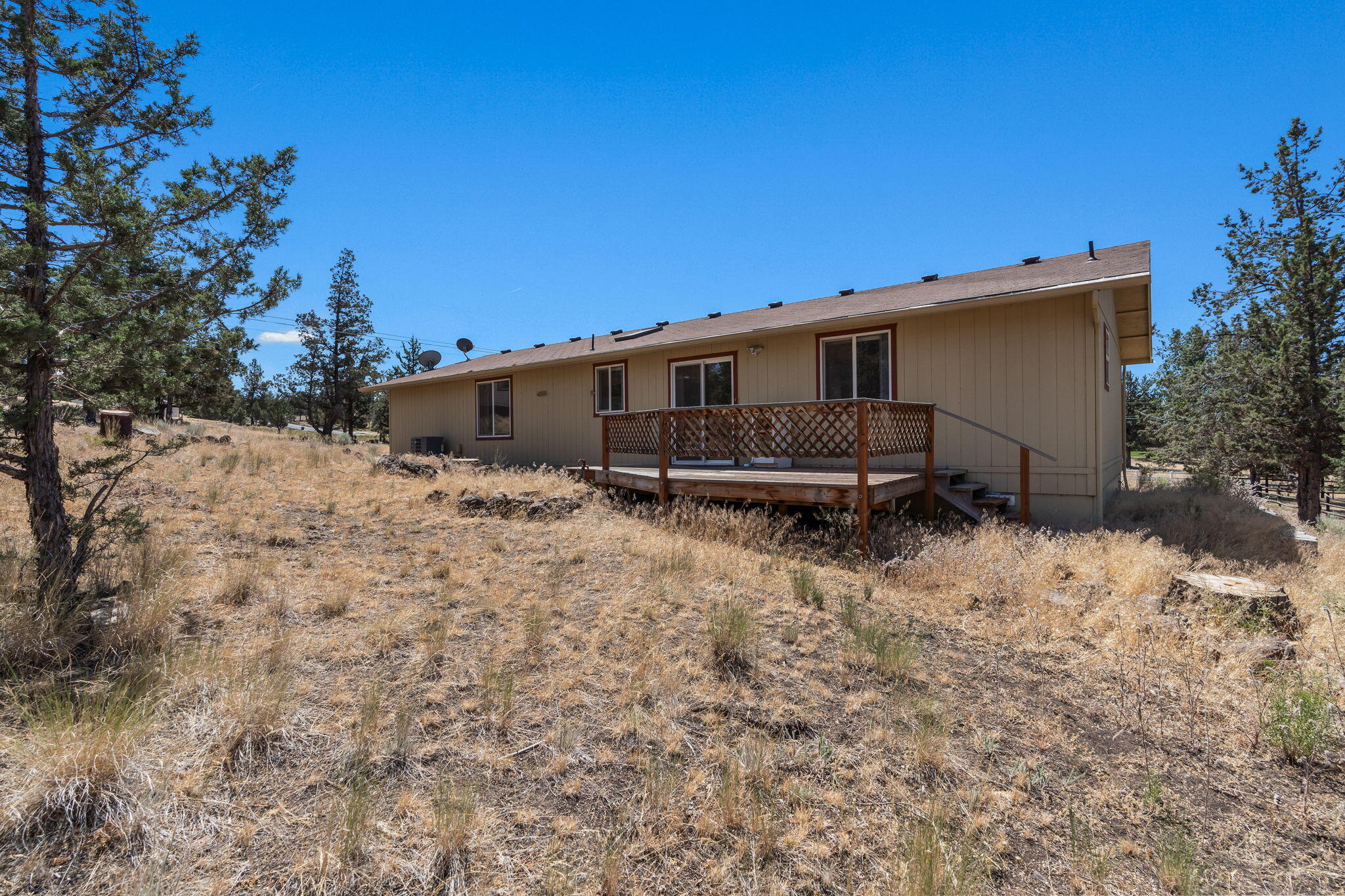 8886 Southwest Shad Road Terrebonne, OR 97760 - Photo 20 of 22 2024_07_17_8886_sw_shad_road_crr-27