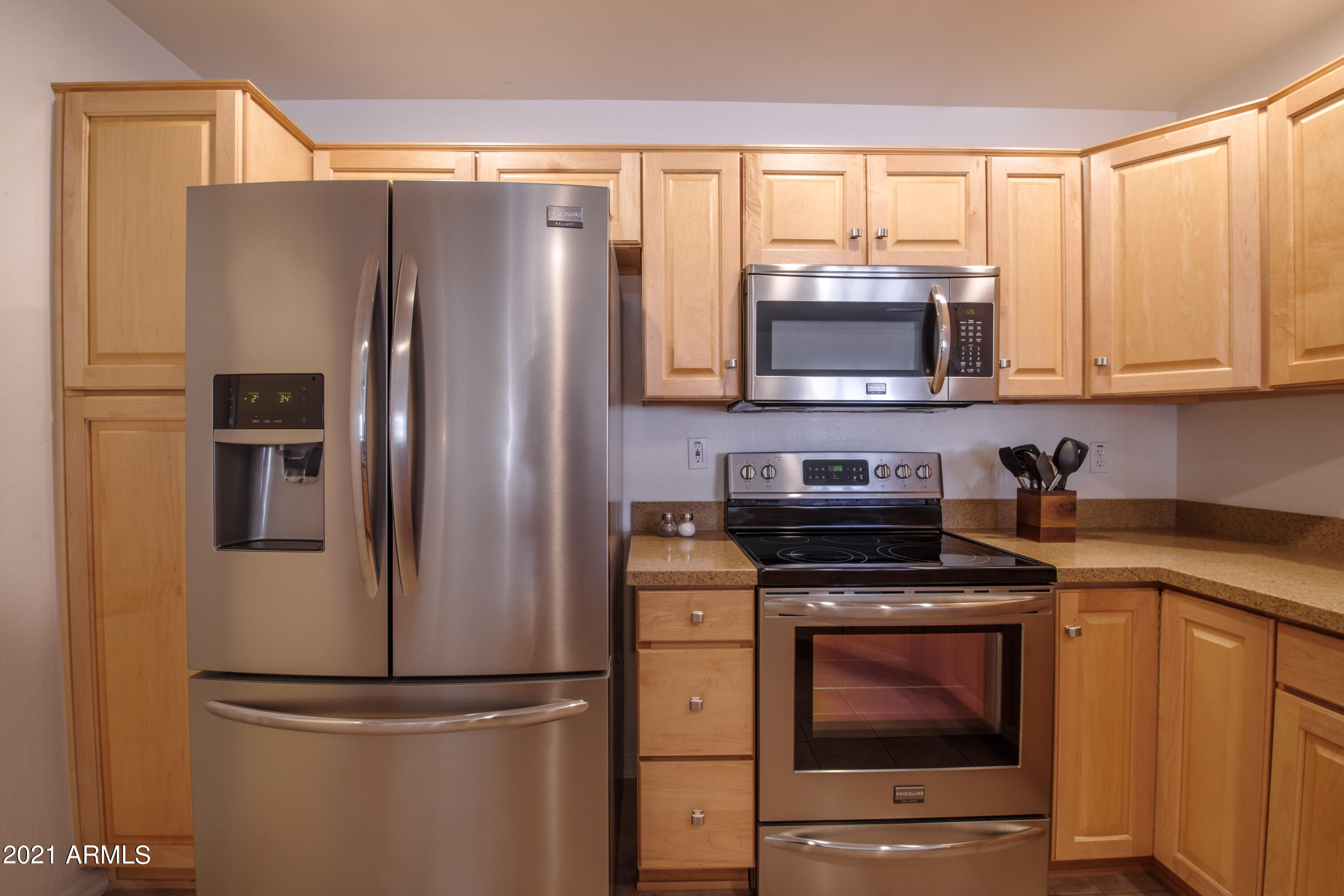 5830 East McKellips Road, Unit 40 Mesa, AZ 85215 - Photo 16 of 41 SS Appliances