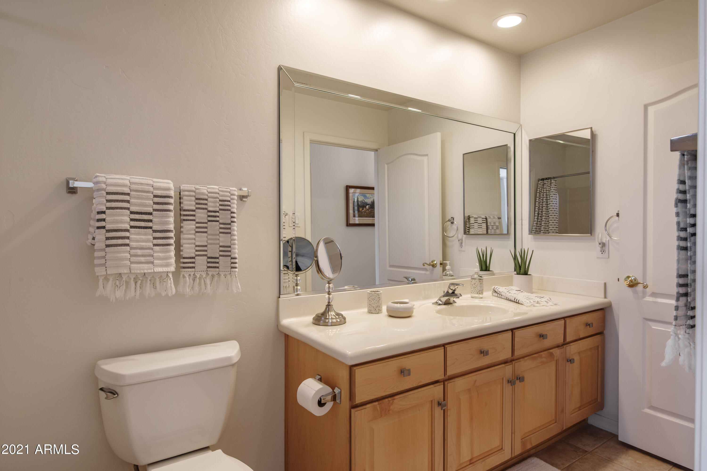 5830 East McKellips Road, Unit 40 Mesa, AZ 85215 - Photo 19 of 41 2nd Master/Guest Bath