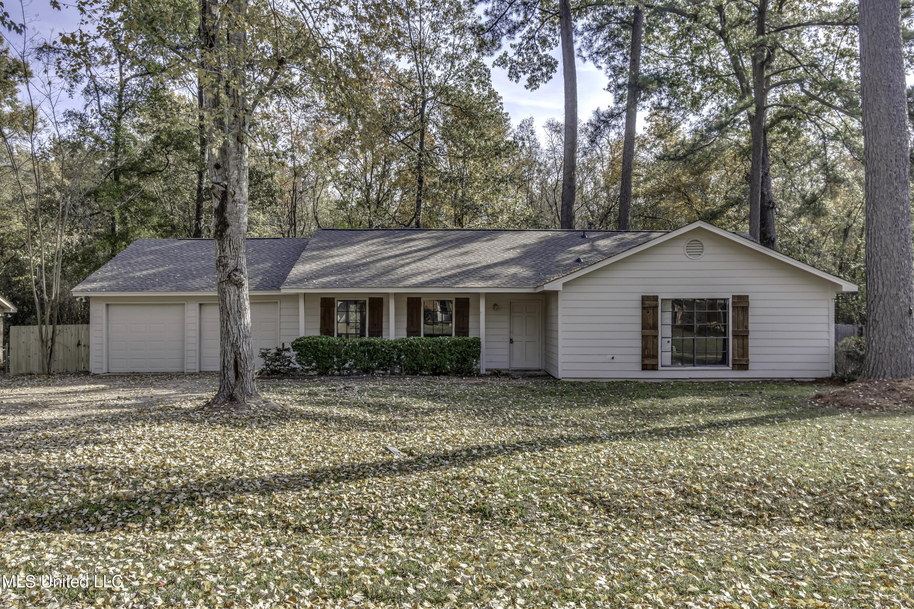 111 Shanandoah Rd N--4