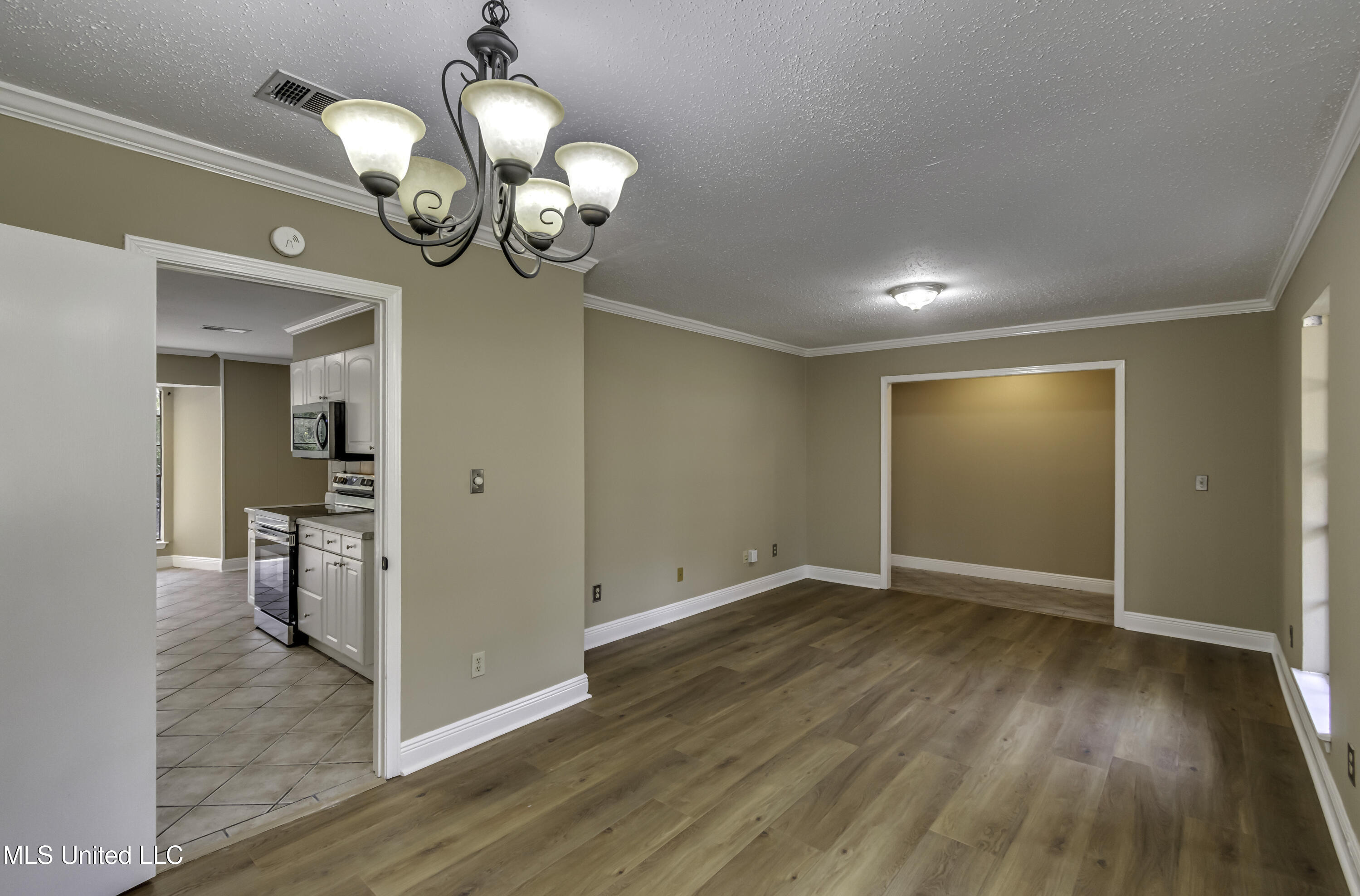 111 Shenandoah Road North Brandon, MS 39047 - Photo 12 of 47 111 Shanandoah Rd N--22