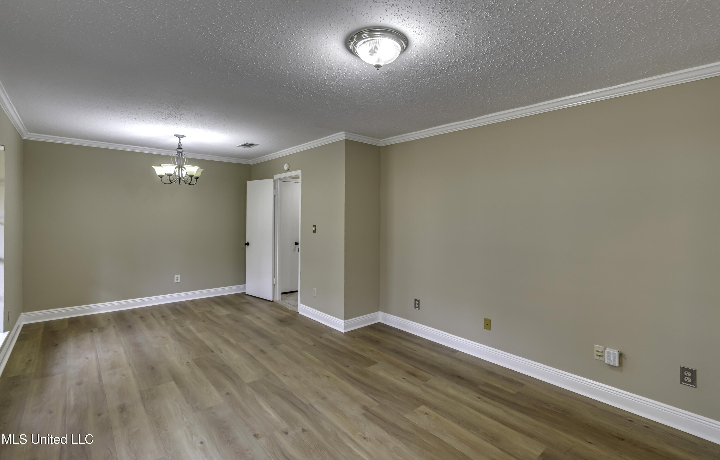 111 Shenandoah Road North Brandon, MS 39047 - Photo 10 of 47 111 Shanandoah Rd N--20