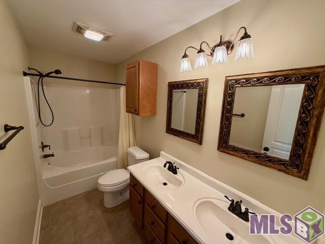 199 Landmark Drive Raceland, LA 70394 - Photo 11 of 19 Primary bathroom