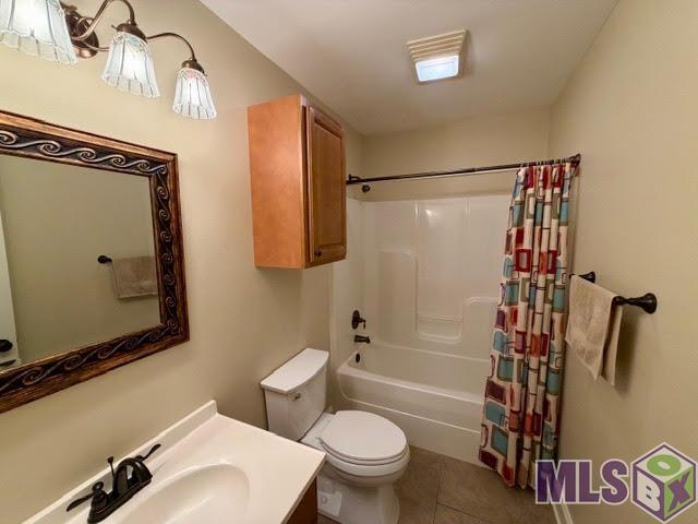 199 Landmark Drive Raceland, LA 70394 - Photo 14 of 19 Bathroom