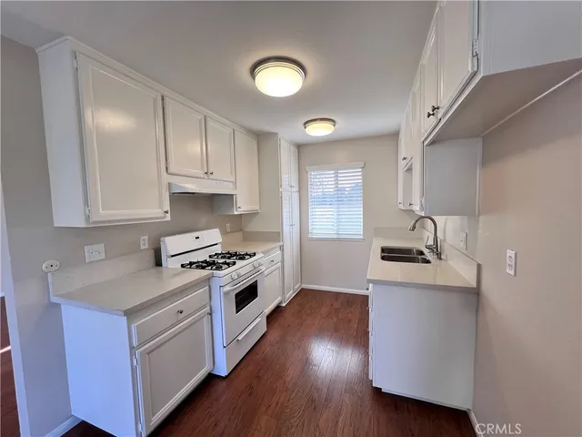 $2,400 | 25865 Marguerite Parkway, Unit 101, Mission Viejo, CA 92692