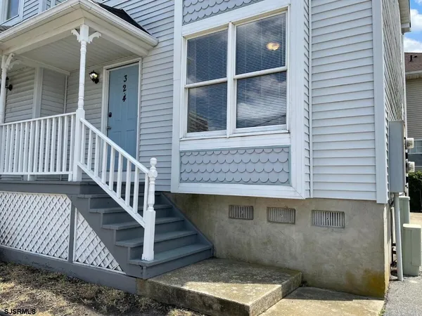 a view of front door of house
