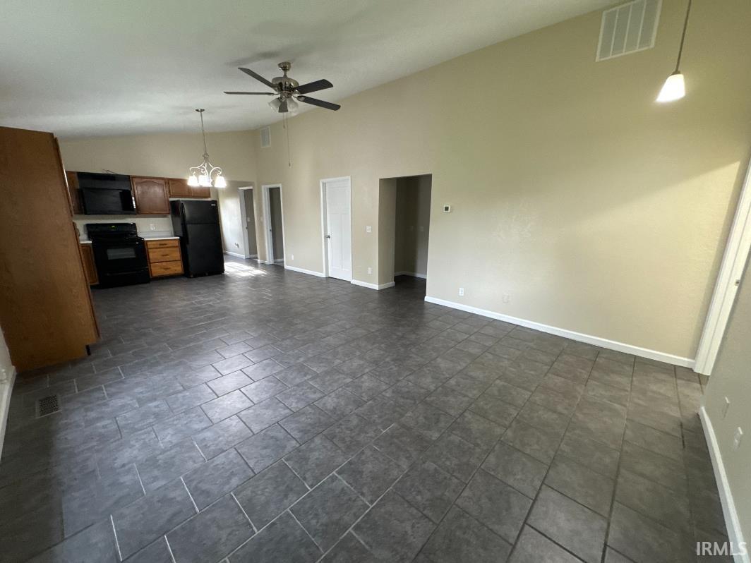 1214 East Bellmont Road Decatur, IN 46733 - Photo 5 of 12