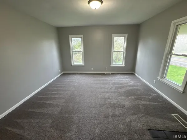 $147,500 | 1214 East Bellmont Road, Decatur, IN 46733