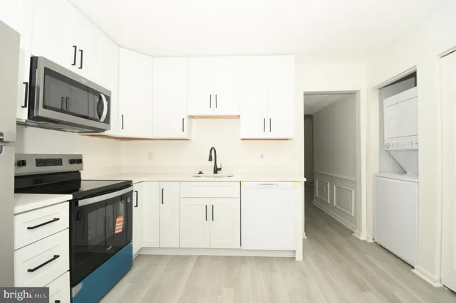 $2,500 | 8635 Union Place, Manassas Park, VA 20111