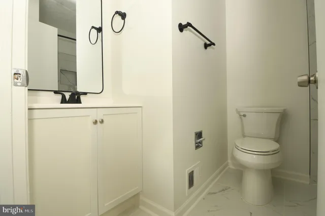 $2,500 | 8635 Union Place, Manassas Park, VA 20111