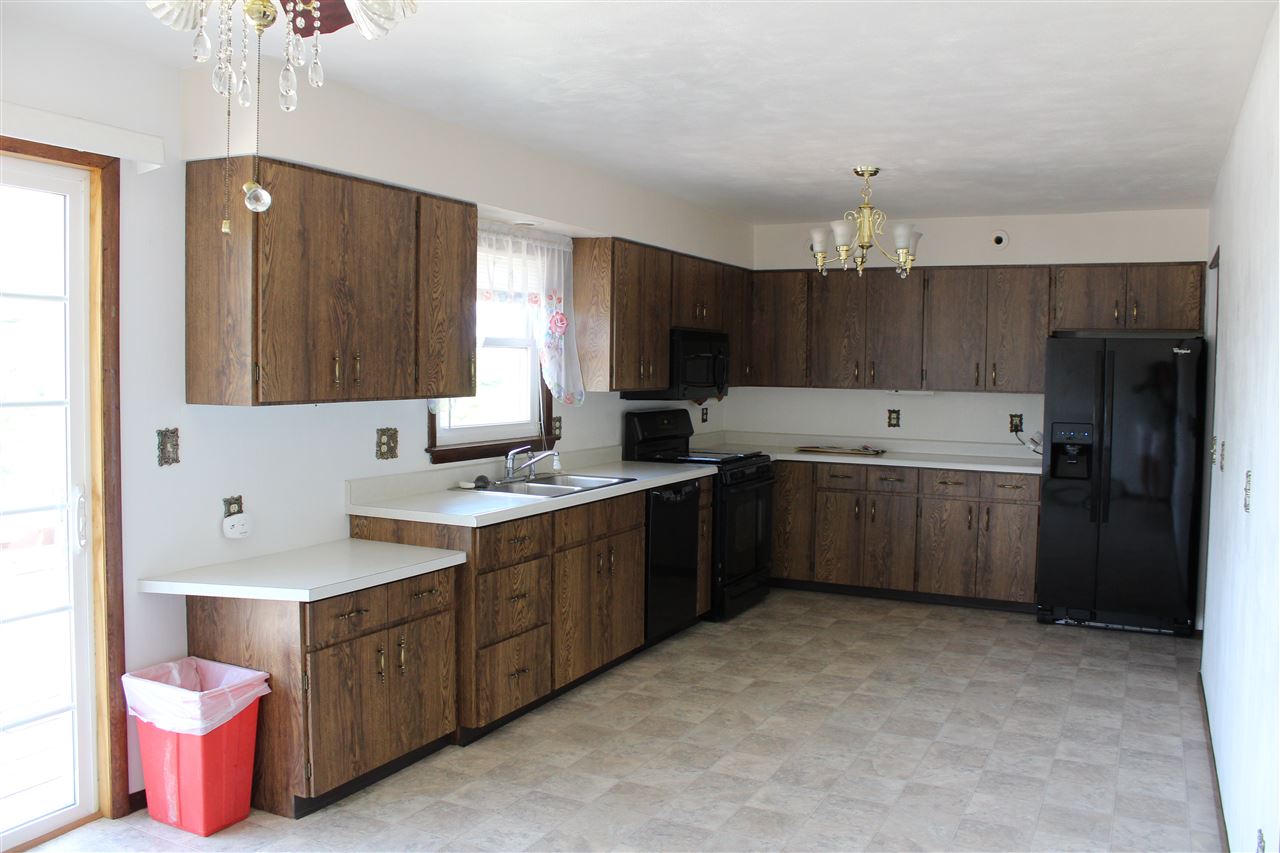 11778 Wuchter Road Dyersville, IA 52040 - Photo 2 of 24 Gallery Image 2
