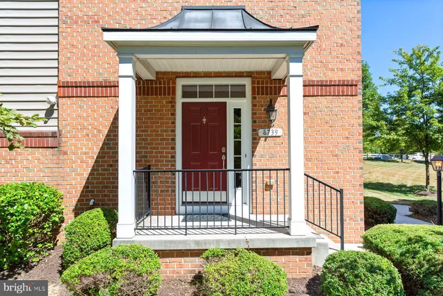$550,000 | 8739 Blazing Brook Way, Unit 49, Elkridge, MD 21075