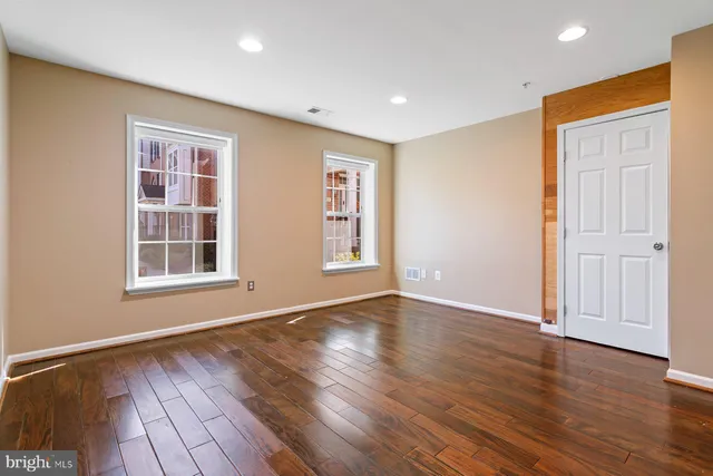 $550,000 | 8739 Blazing Brook Way, Unit 49, Elkridge, MD 21075