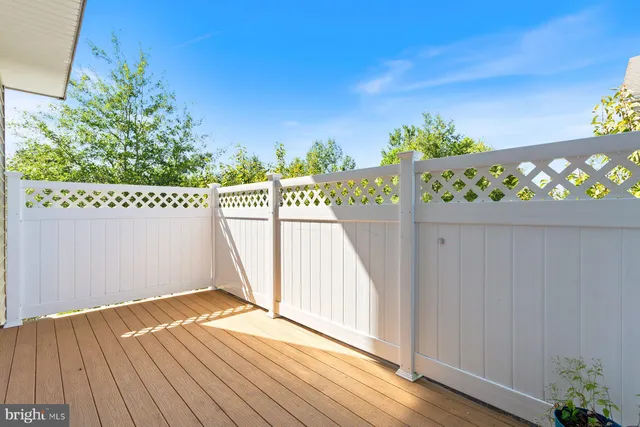 $550,000 | 8739 Blazing Brook Way, Unit 49, Elkridge, MD 21075