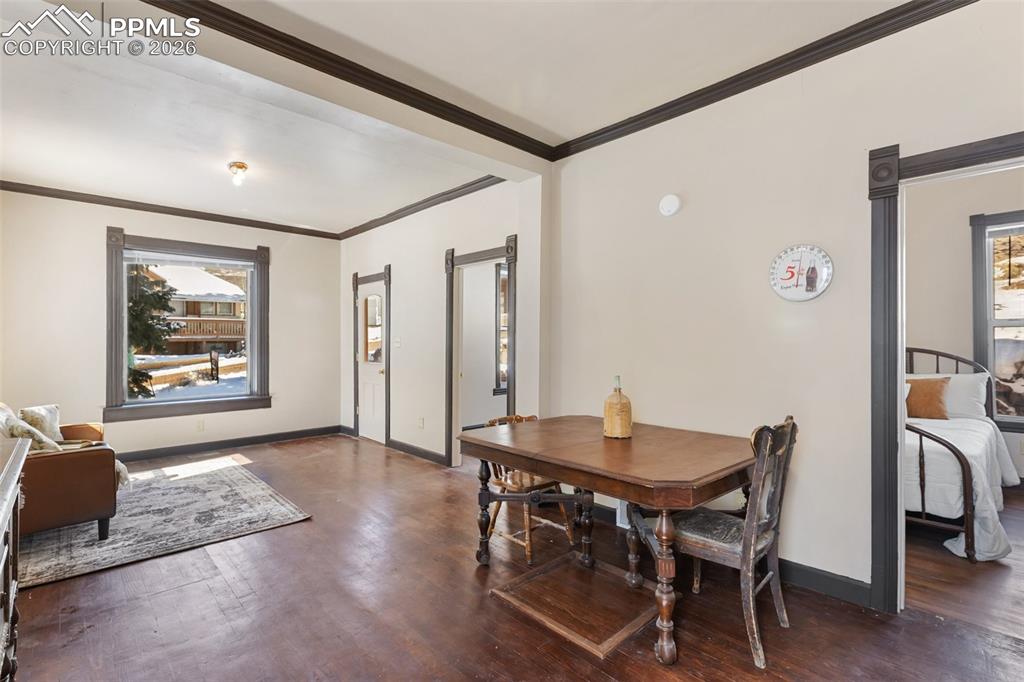 112 6th Street Victor, CO 80860 - Photo 7 of 35 a workspace with furniture and window