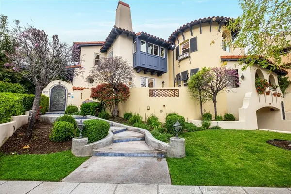 $5,500 | 2753 Piedmont Avenue, Unit 3, Montrose, CA 91020