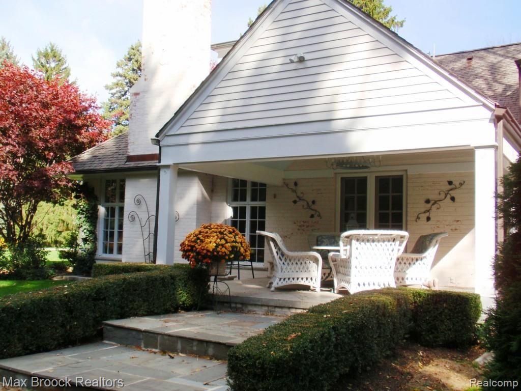 4875 Charing Cross Road Bloomfield Hills, MI 48304 - Photo 36 of 45