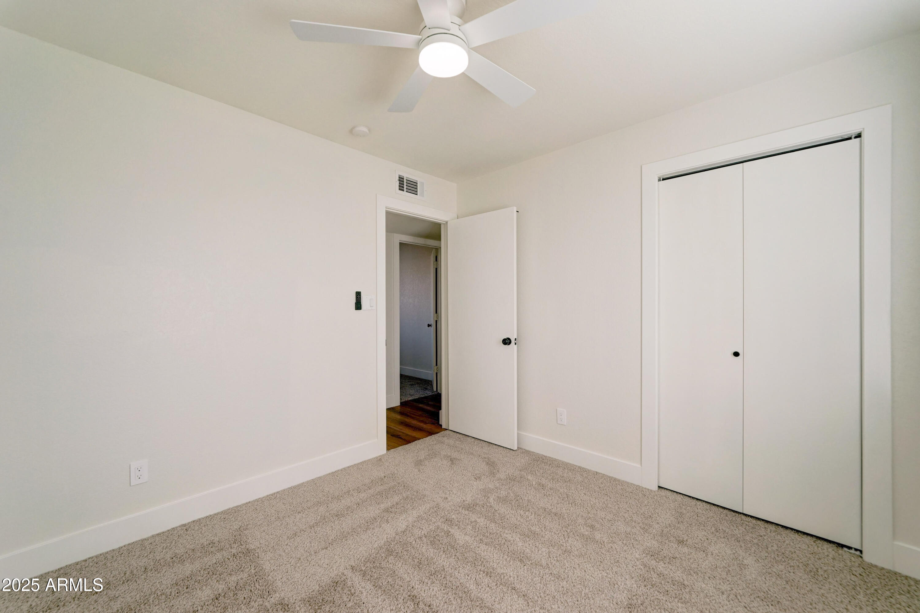 324 West Harvard Avenue Gilbert, AZ 85233 - Photo 20 of 27 a view of an empty room