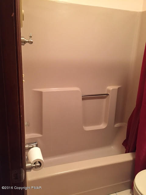 6057 Decker Road Bushkill, PA 18324 - Photo 9 of 31 bathroom