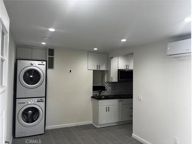 $1,999 | 8648 Corbin Avenue, Northridge, CA 91324