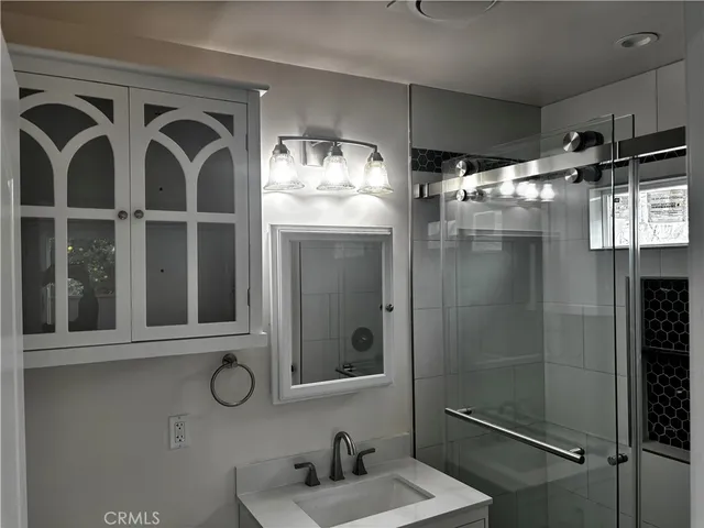 $1,999 | 8648 Corbin Avenue, Northridge, CA 91324