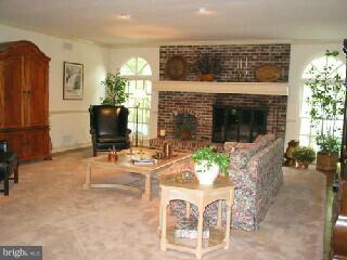 316 Powderhorn Road Fort Washington, PA 19034 - Photo 4 of 6 Gallery Image 4