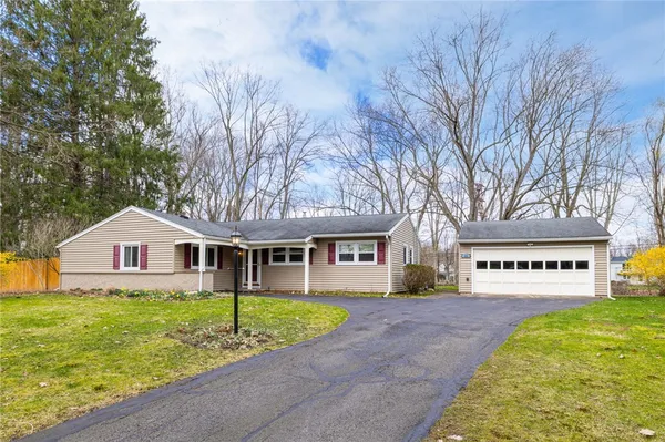 $269,900 | 69 Harvest Road, Perinton, NY 14450