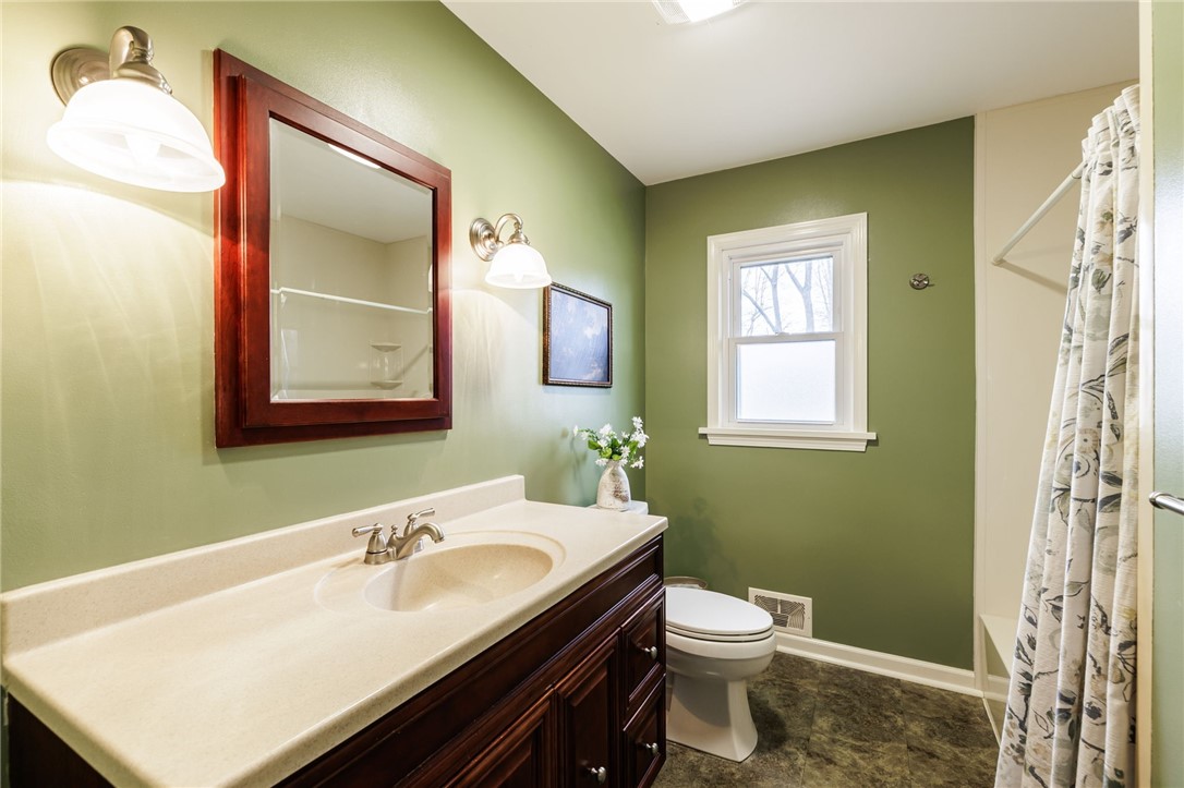 69 Harvest Road Perinton, NY 14450 - Photo 23 of 34