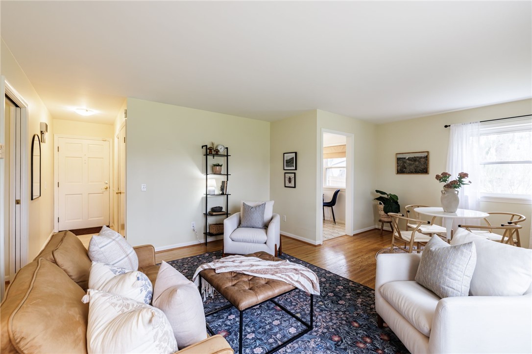 69 Harvest Road Perinton, NY 14450 - Photo 7 of 34