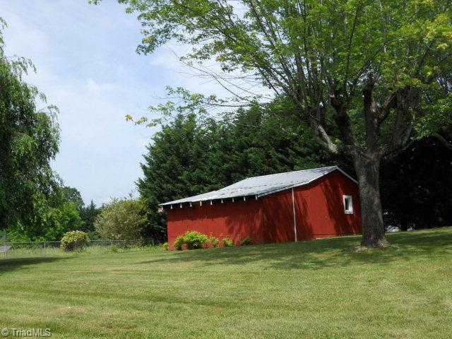 5289 Mountain View Road Hays, NC 28635 - Photo 18 of 19 Storage Bldg.