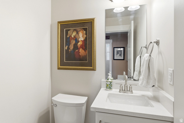 1434 West Stable Street Lindon, UT 84042 - Photo 20 of 76 Bathroom with toilet and vanity