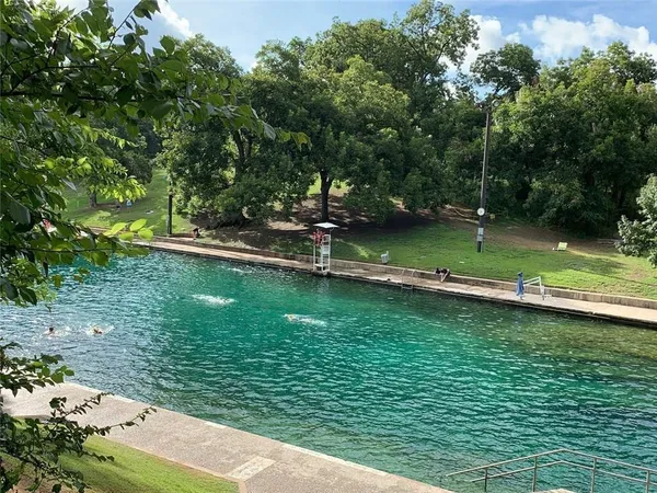 $5,500 | 900 South 1st Street, Unit 421, Austin, TX 78704