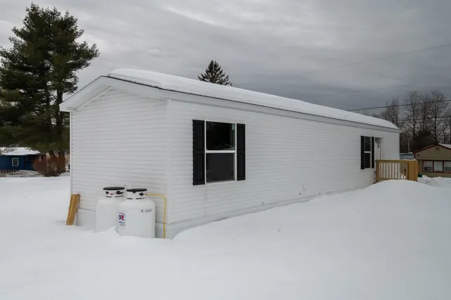 $89,499 | 129 Ash Lane, Springfield, VT 05156