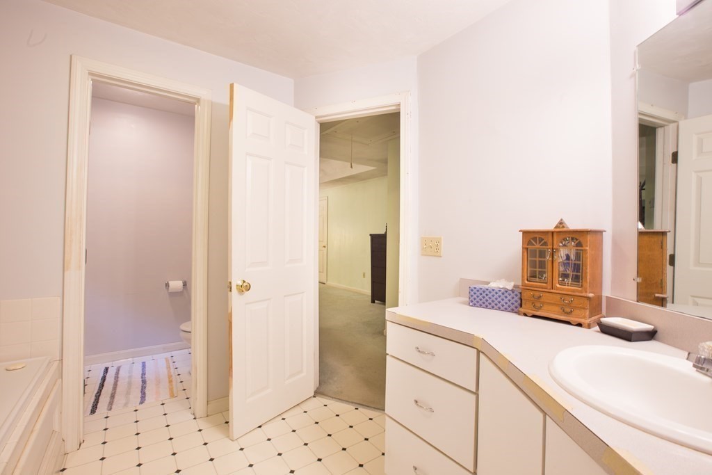 5 Kart Road Sutton, MA 01590 - Photo 16 of 29