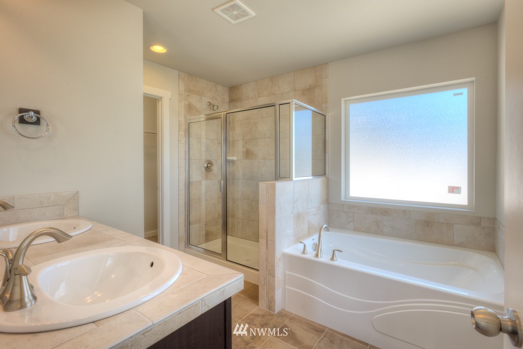 15 157th Lane Southeast, Unit 22 Bothell, WA 98012 - Photo 13 of 17