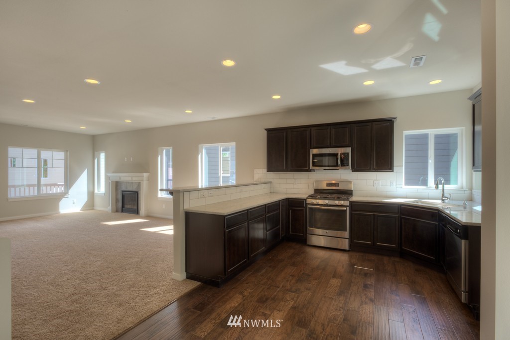 15 157th Lane Southeast, Unit 22 Bothell, WA 98012 - Photo 4 of 17