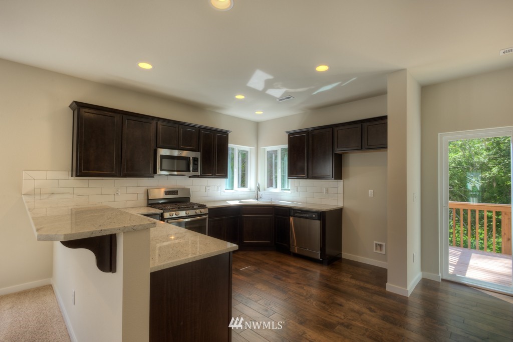 15 157th Lane Southeast, Unit 22 Bothell, WA 98012 - Photo 6 of 17