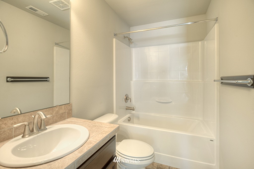 15 157th Lane Southeast, Unit 22 Bothell, WA 98012 - Photo 10 of 17