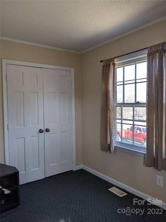 421 Springs Road Dallas, NC 28034 - Photo 21 of 27 Gallery Image 21