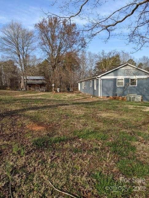 421 Springs Road Dallas, NC 28034 - Photo 26 of 27 Gallery Image 26