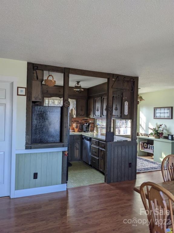 421 Springs Road Dallas, NC 28034 - Photo 6 of 27 Gallery Image 6