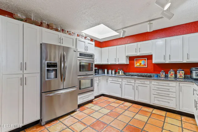 $895,000 | 4332 Donnybrook Place, El Paso, TX 79902