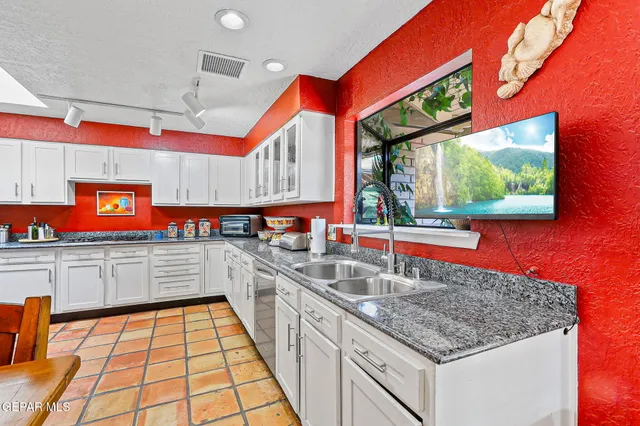 $895,000 | 4332 Donnybrook Place, El Paso, TX 79902