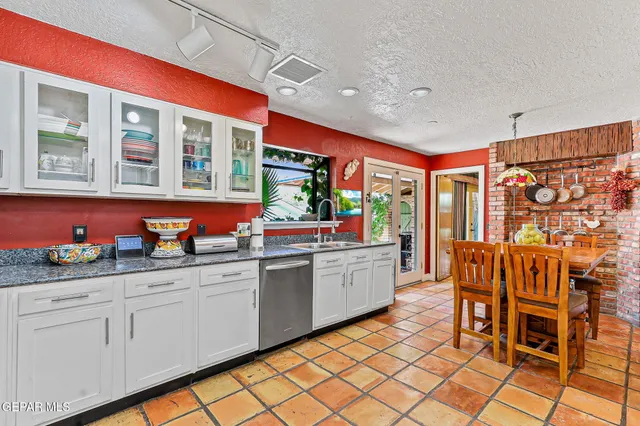 $895,000 | 4332 Donnybrook Place, El Paso, TX 79902