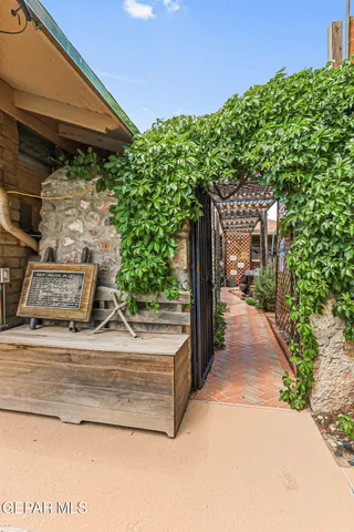 $895,000 | 4332 Donnybrook Place, El Paso, TX 79902